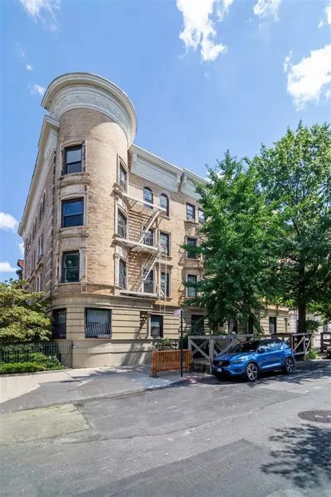 673 vanderbilt ave|More.